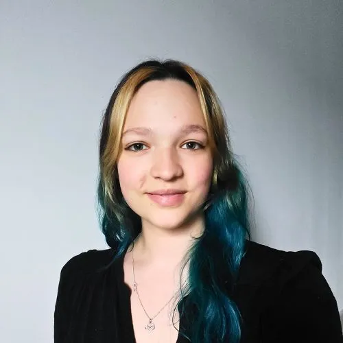 Avialle EgriDesign & CI, B.A. (cand.)